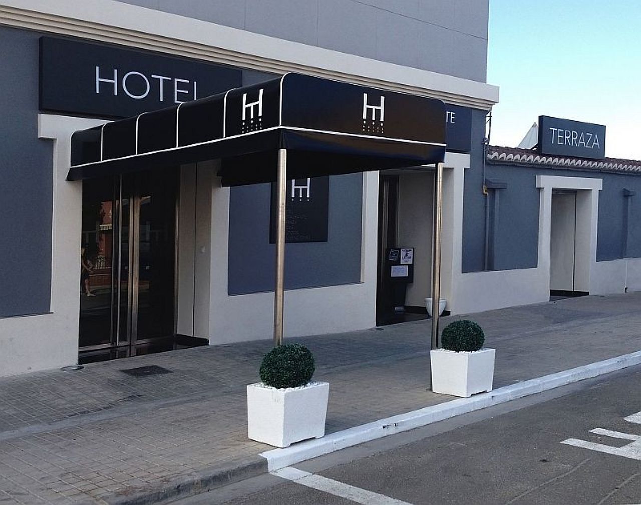 Ac Hotel Leon San Antonio By Marriott Exterior photo